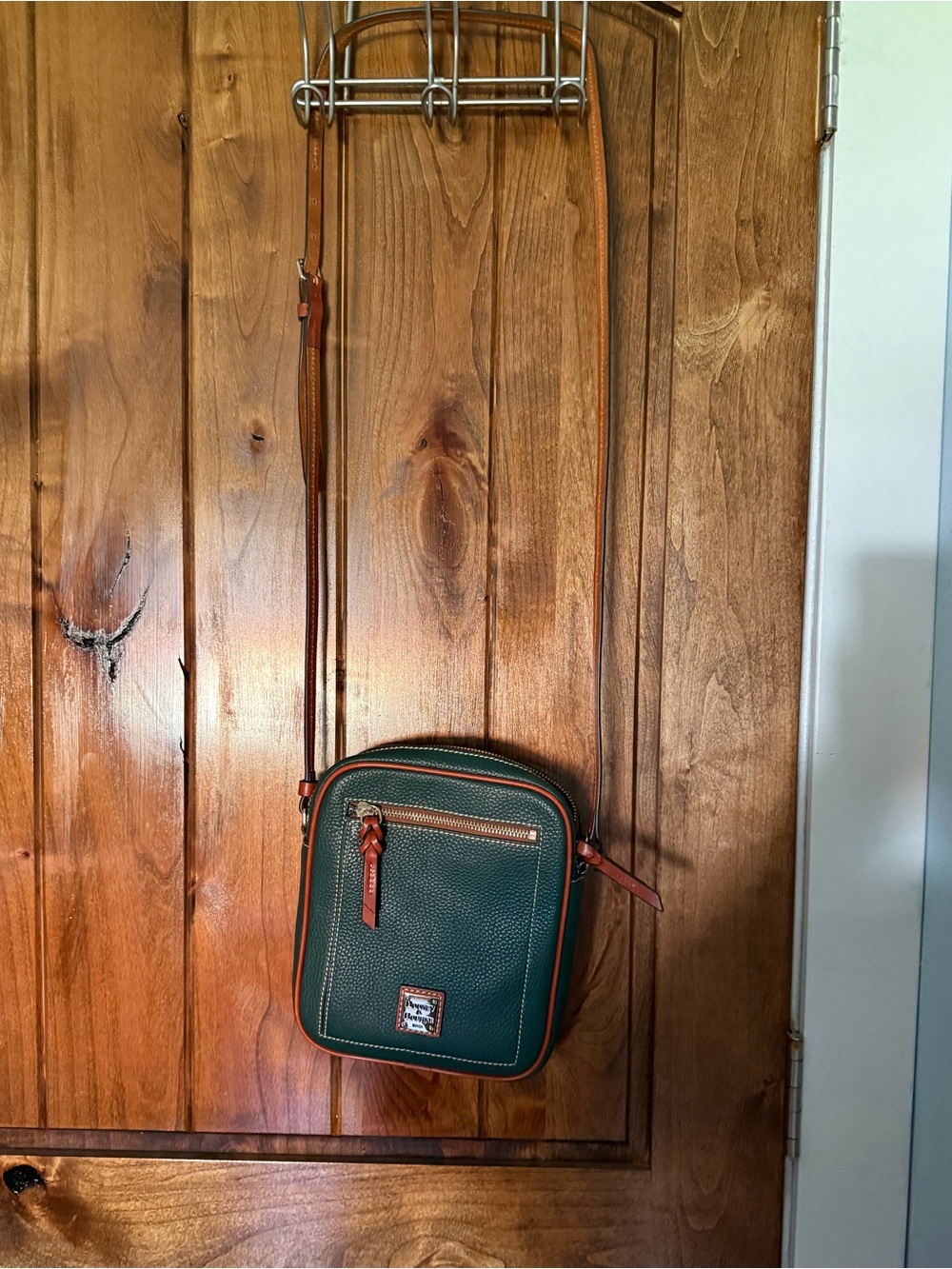 Dooney & Bourke Pebble Grain Camera Bag in Forest.